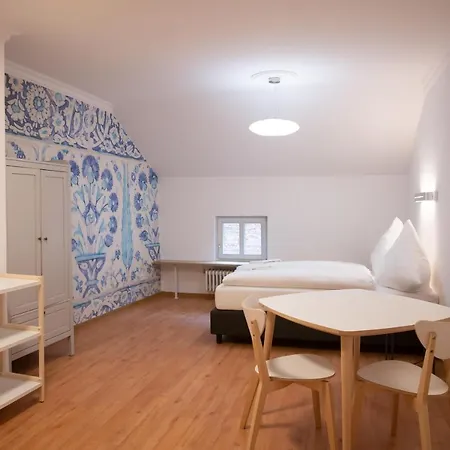 Aparthotel Elon *