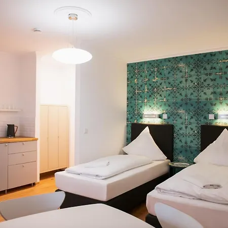 Aparthotel Elon *