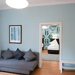 Elon Apartmanhotel 3*