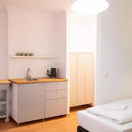 Hotel apartamentowy Elon 3*