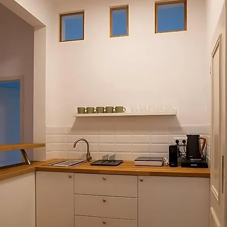 Elon Aparthotel