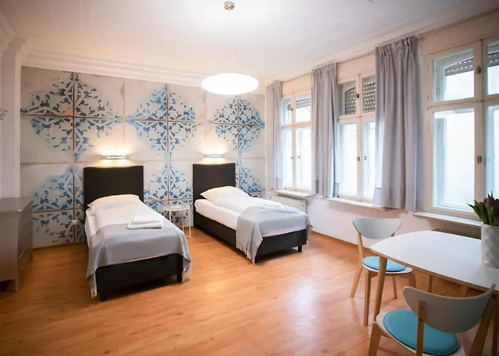 Apart-hotel Elon