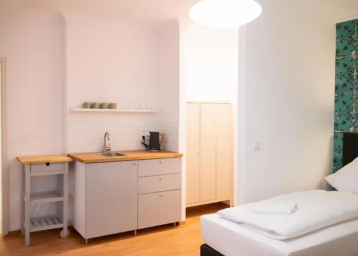 Apart-hotel Elon 3*